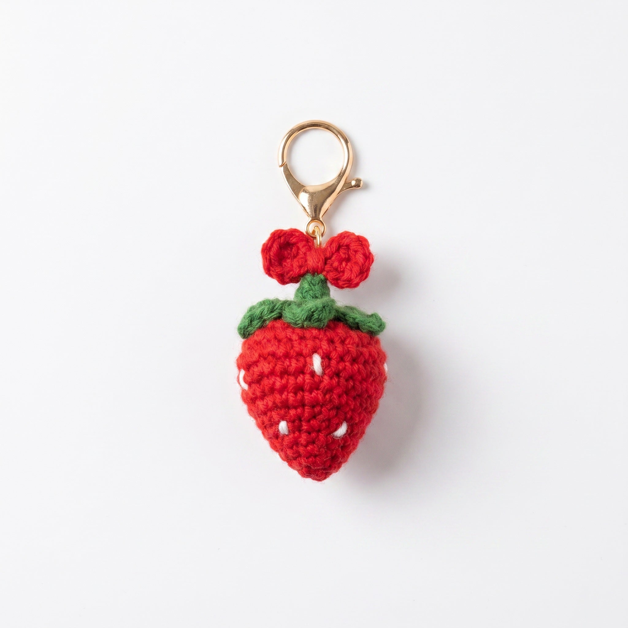 [BerryBow Canonical] BB-KC-BER-RED-02 | Hero | Strawberry Bow Crochet Keychain – Handmade by Berry Bow