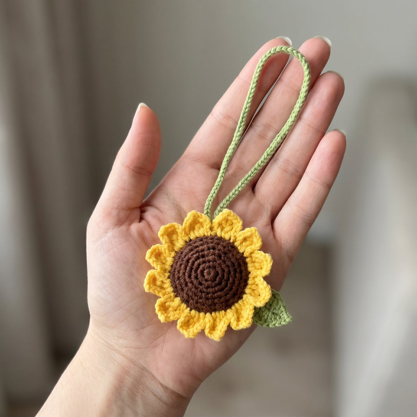BerryBow crochet car charm from the Car Charms collection