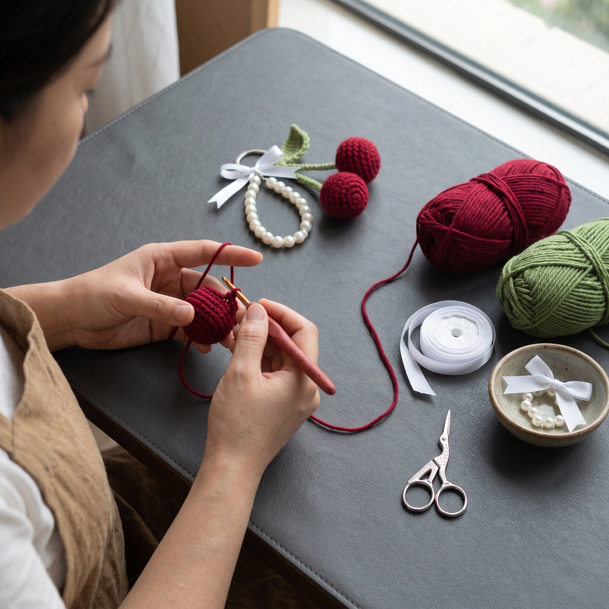 [BerryBow Canonical] BB-KC-BER-RED-01 | Making | Cherry Pearl Crochet Keychain – Handmade by Berry Bow